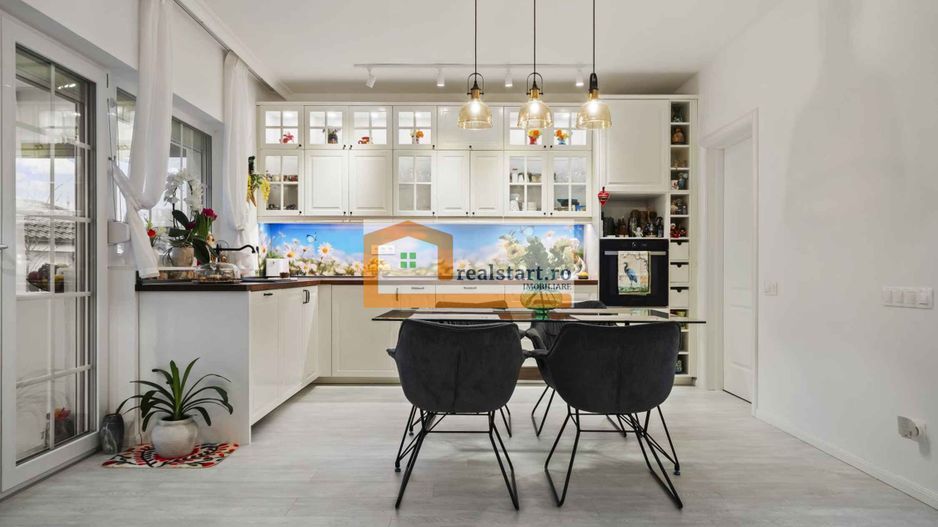 Langa Padure, Vila P+Pod , 1500mp teren,  terasa 40mp,  complex securizat - Poză 12