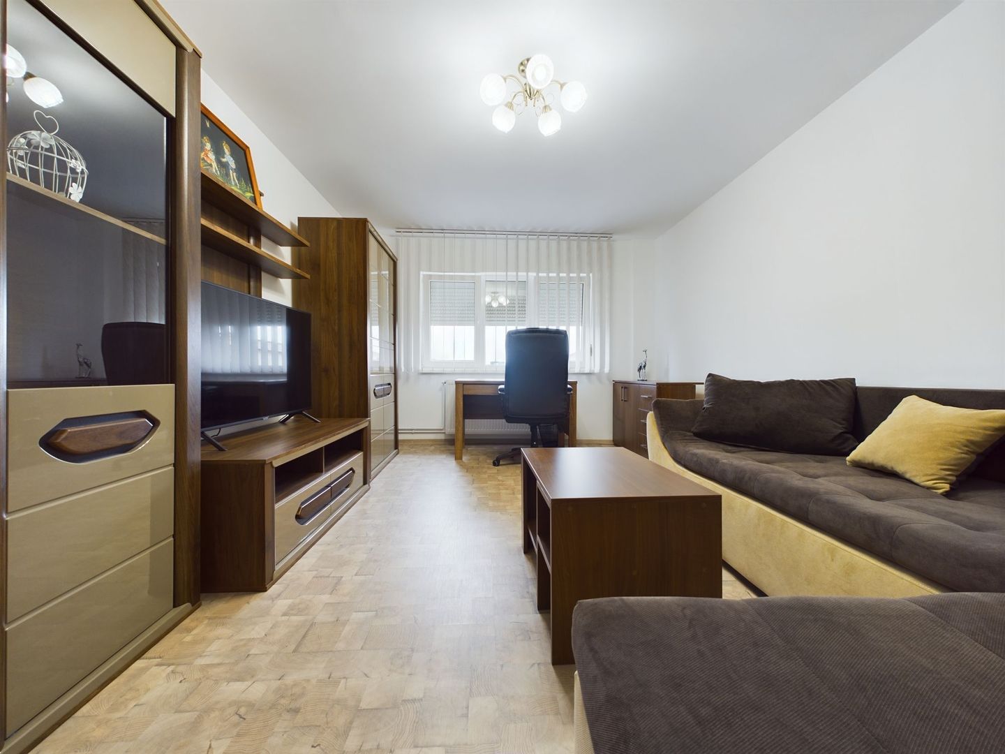 Apartament 2 camere Zona 300 - Poză 3