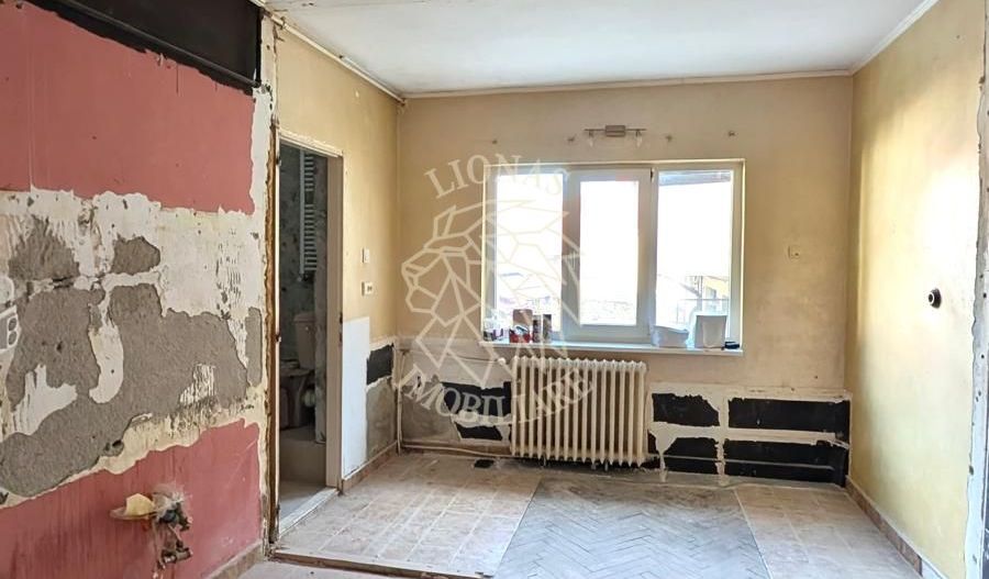 Apartament 2 camere 80 mp-etaj 1-balcon-terasa-Zona Centrala - Poză 3