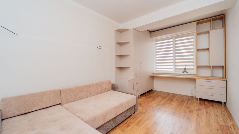 Se vinde apartament pe str. Dacia - Poză 7