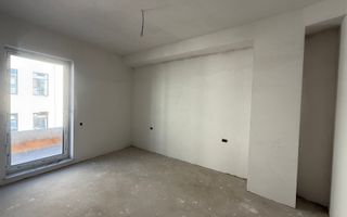 Apartament 4 camere etaj retras aproape de centrul orasului - Poză 2