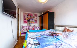 Apartament cu 3 camere în Micalaca. - Poză 3