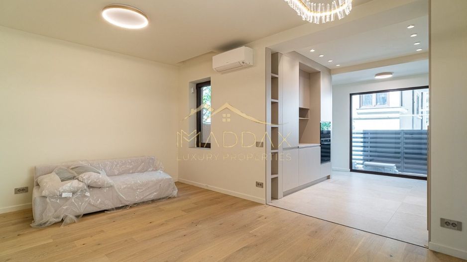 Vila Unica Noua cu 8 camere *300mp* /fotovoltaice si pompa cladura// Dorobanti - Poză 6