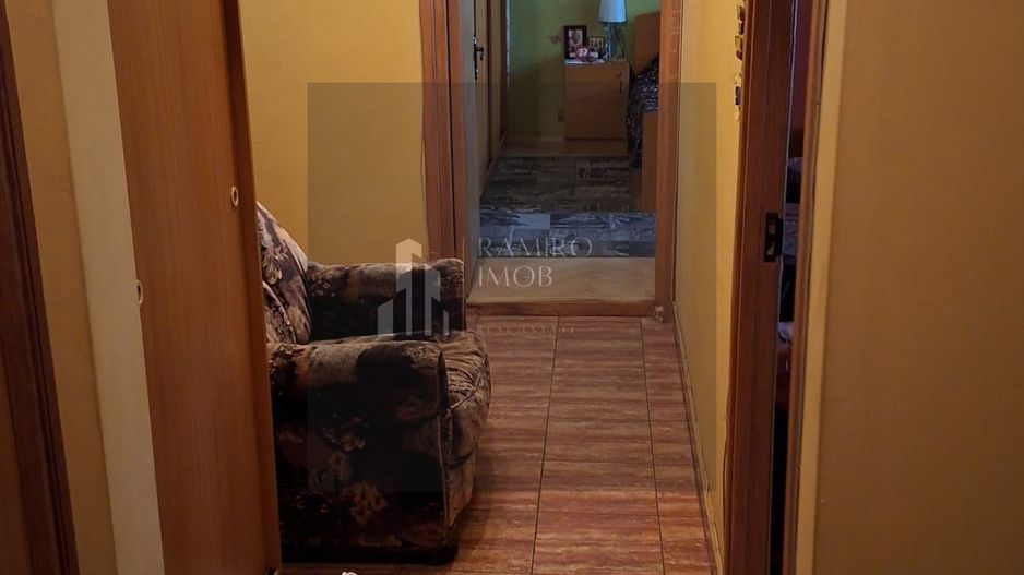 Apartament 4 camere decomandat Titan - Poză 11
