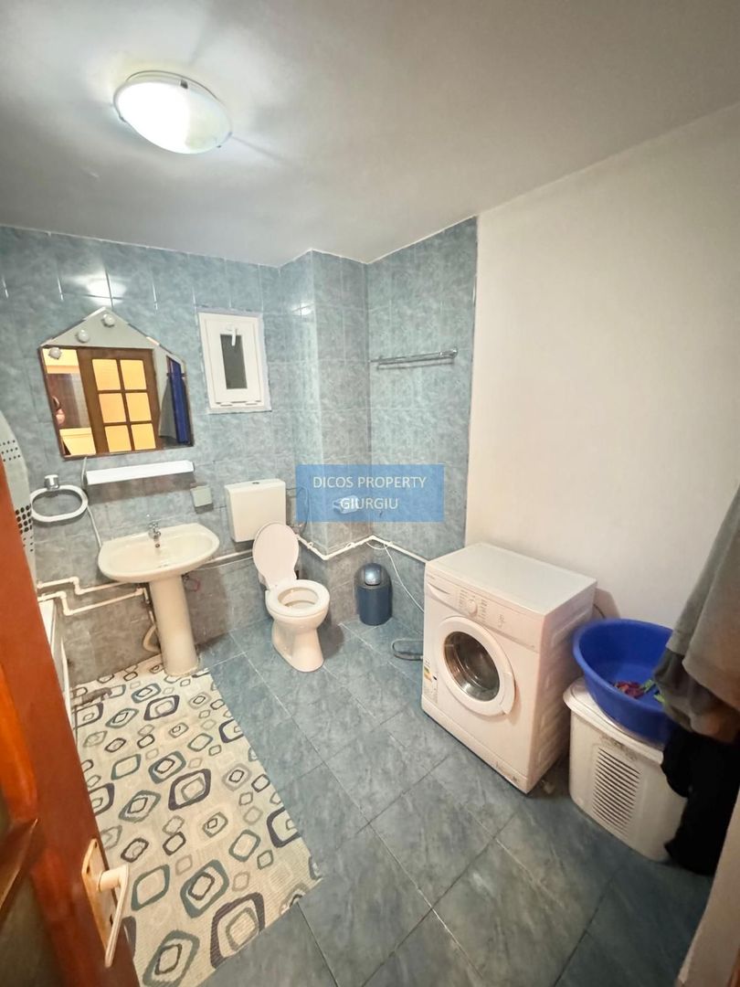 Casă de vânzare – Strada Ramadan - Poză 9