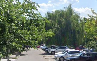 Apartament 2 camere, cu vedere la Parcul Tineretului. Centrala proprie. Parcare. - Poză 1