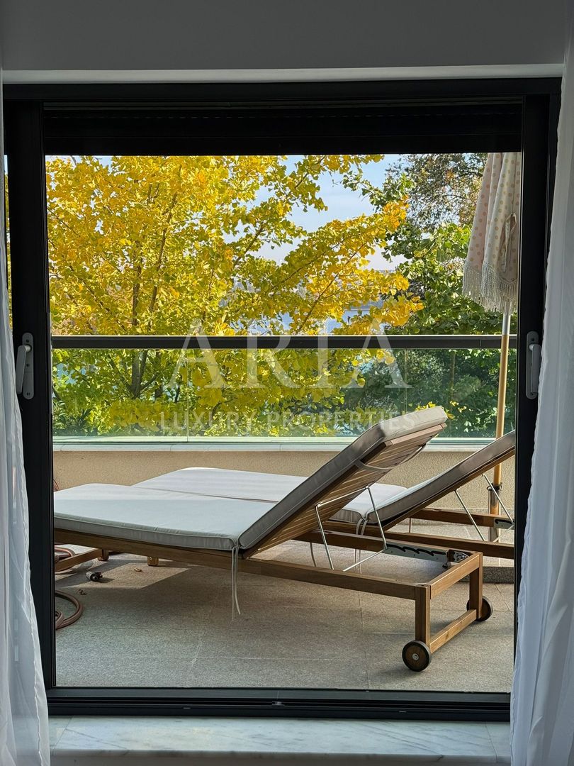 ELEGANT TOWNHOUSE | PRIVATE GARDEN | PANORAMIC TERRACES | - Poză 20