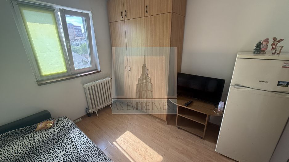 Garsoniera  12 mp utili - zona Vlahuta - Poză 1