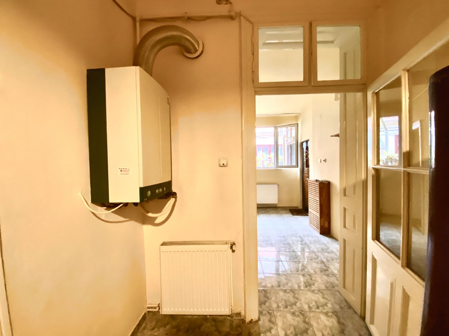 Apartament 2 Camere. Centrala. Curte comuna. Zona Sinaia, COMISION 0% - Poză 8