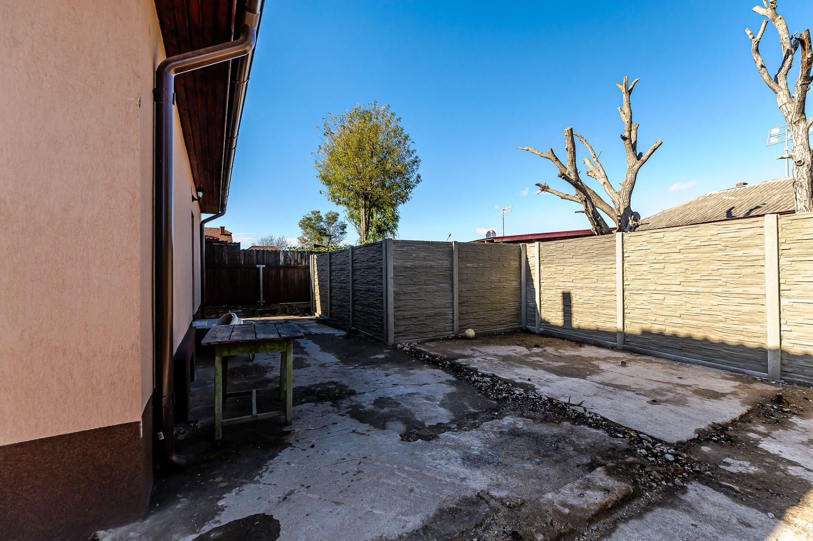 Casă renovată complet în Sânleani/Livada. - Poză 12