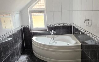 Casa individuala cu 4 camere - zona Kaufland/Dumbravita - Poză 7