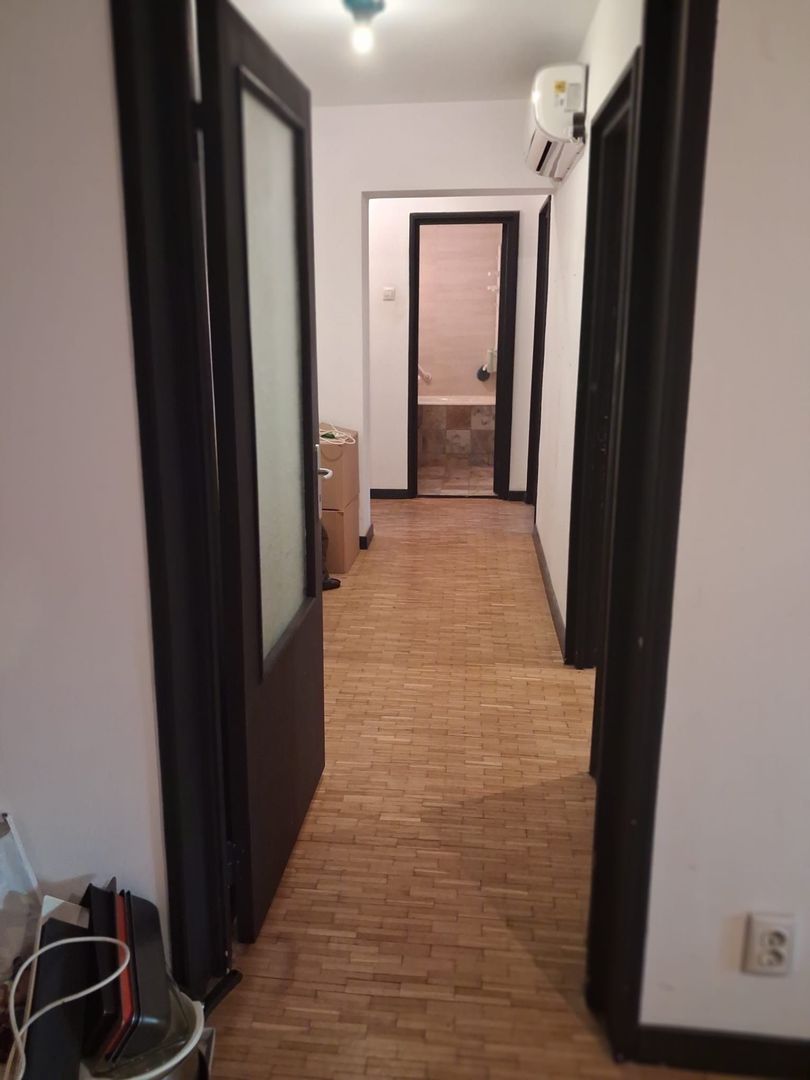 Drumul Taberei- Plaza Romania, apartament 4 camere  etaj 1/4 - Poză 2