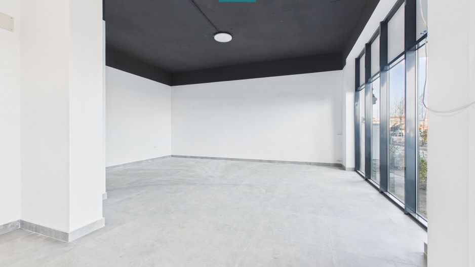 Spatiu Comercial 54,6 mp Bd. Iuliu Maniu - Poză 2