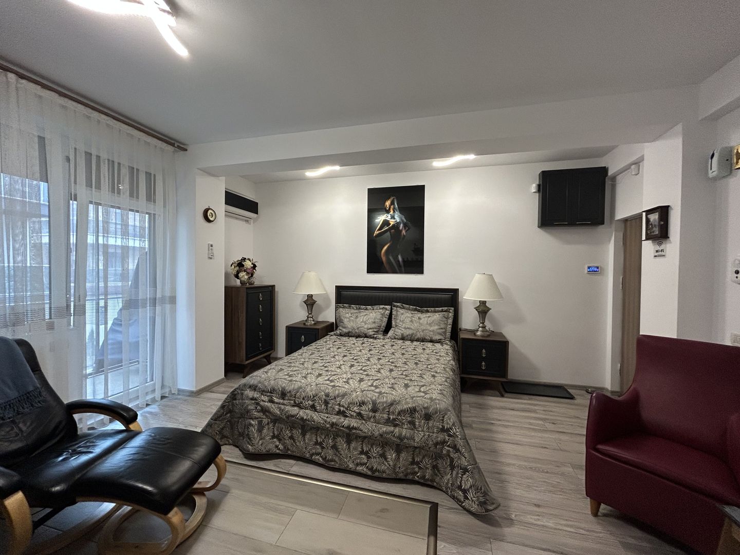Studio cu loc parcare zona Mamaia Sat - Navodari 250m de plaja - Poză 2