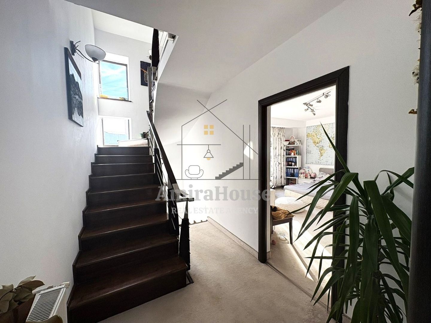 Duplex/unitate locativa, finisat, mobilat, teren 180 mp, Europa - Poză 11