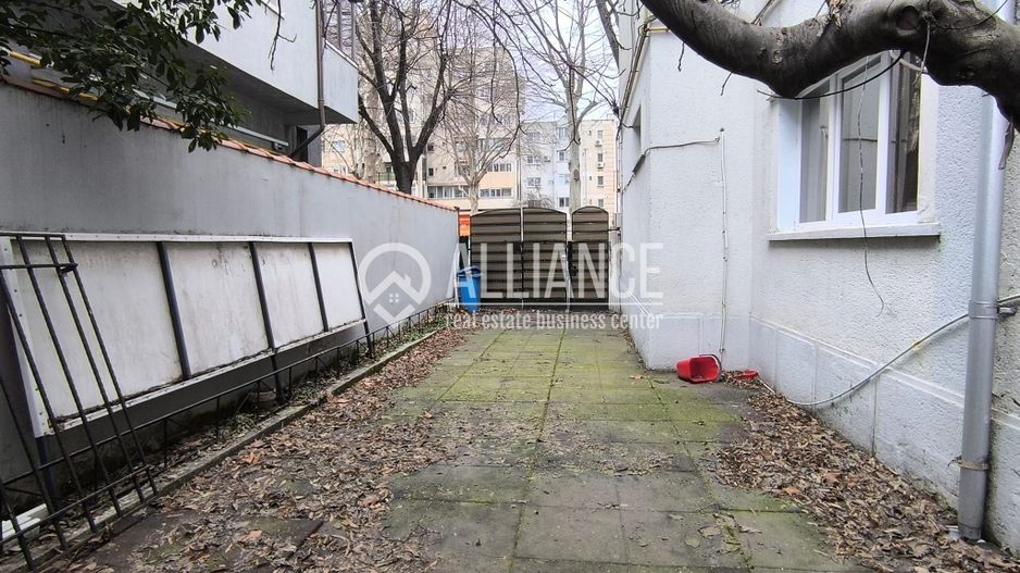 CAPITOL - Bdul Mamaia parter de vila stradal! - Poză 22