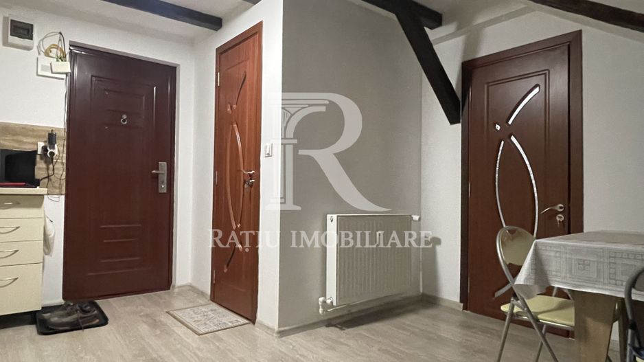 Apartament cu 1 camera | Mansarda | Central | Oradea - Poză 10