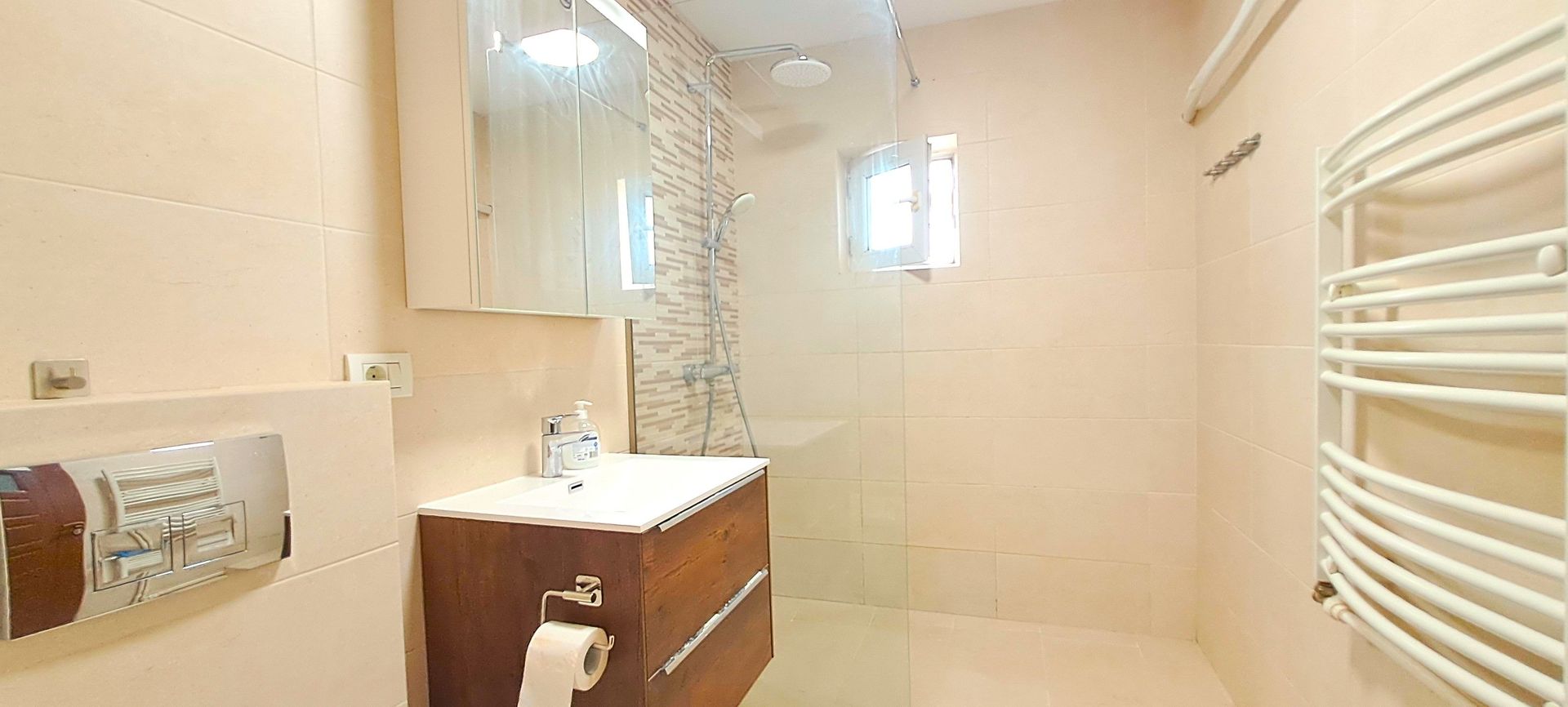 3 cam | Cel mai spatios | Decomandat | Centrala proprie - Poză 6