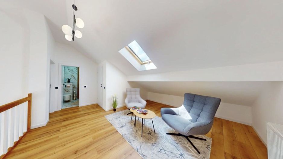 Penthouse de vanzare in Sibiu, pe 2 niveluri, mobilat si utilat modern - Poză 5
