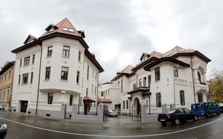 Vila interbelica de vanzare- inchiriata Ambasada - Poză 3