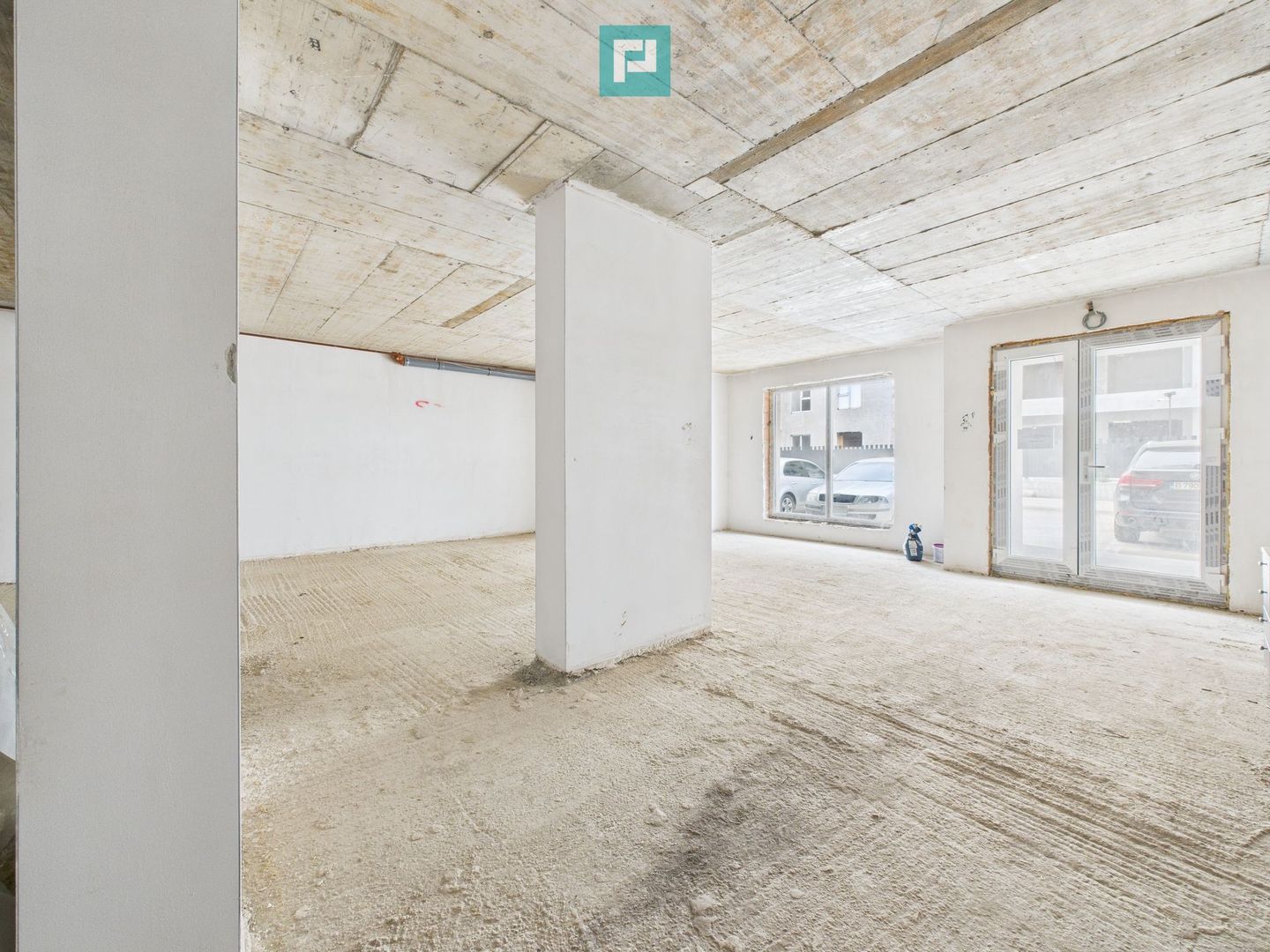 Spațiu comercial 95 mp la parterul blocului MTM - Poză 1