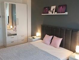 Inchiriez ap complex royal town cu parcare inclusa - Poză 2