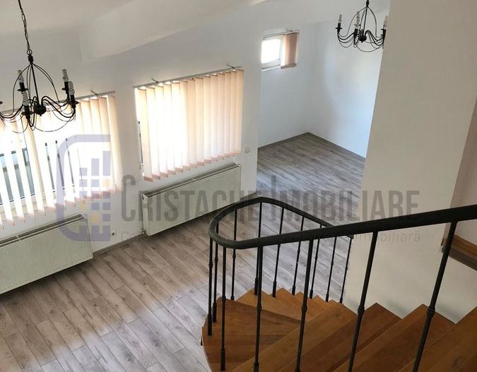 Birou tip duplex_160 mp_contorizare individuala_open space generos + 4 birouri - Poză 14