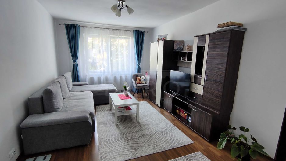 Apartament 2 camere, str. Rozmarinului + GARAJ (inclus in pret) - Poză 1