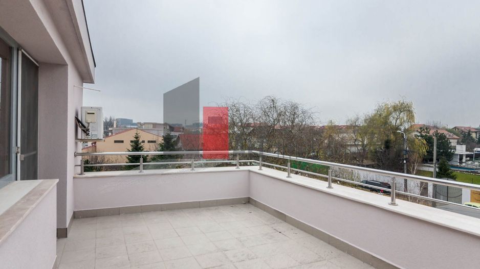 Vila luxoasa cu piscina si curte generoasa - Pipera - Poză 28