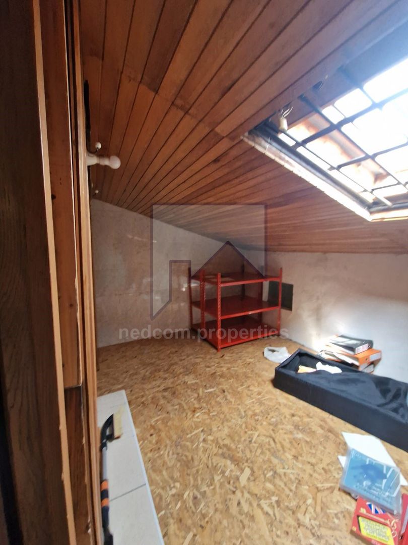 Vanzare apartament 3 camere (E1+M) in Vila (S+P+E1+M) - Teiul Doamnei - Poză 10