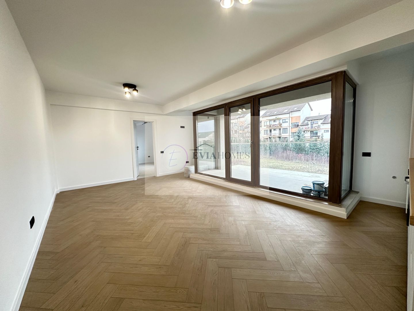 Bloc cu regim redus de înălțime/3 camere/2 băi/Construcție premium - Poză 3