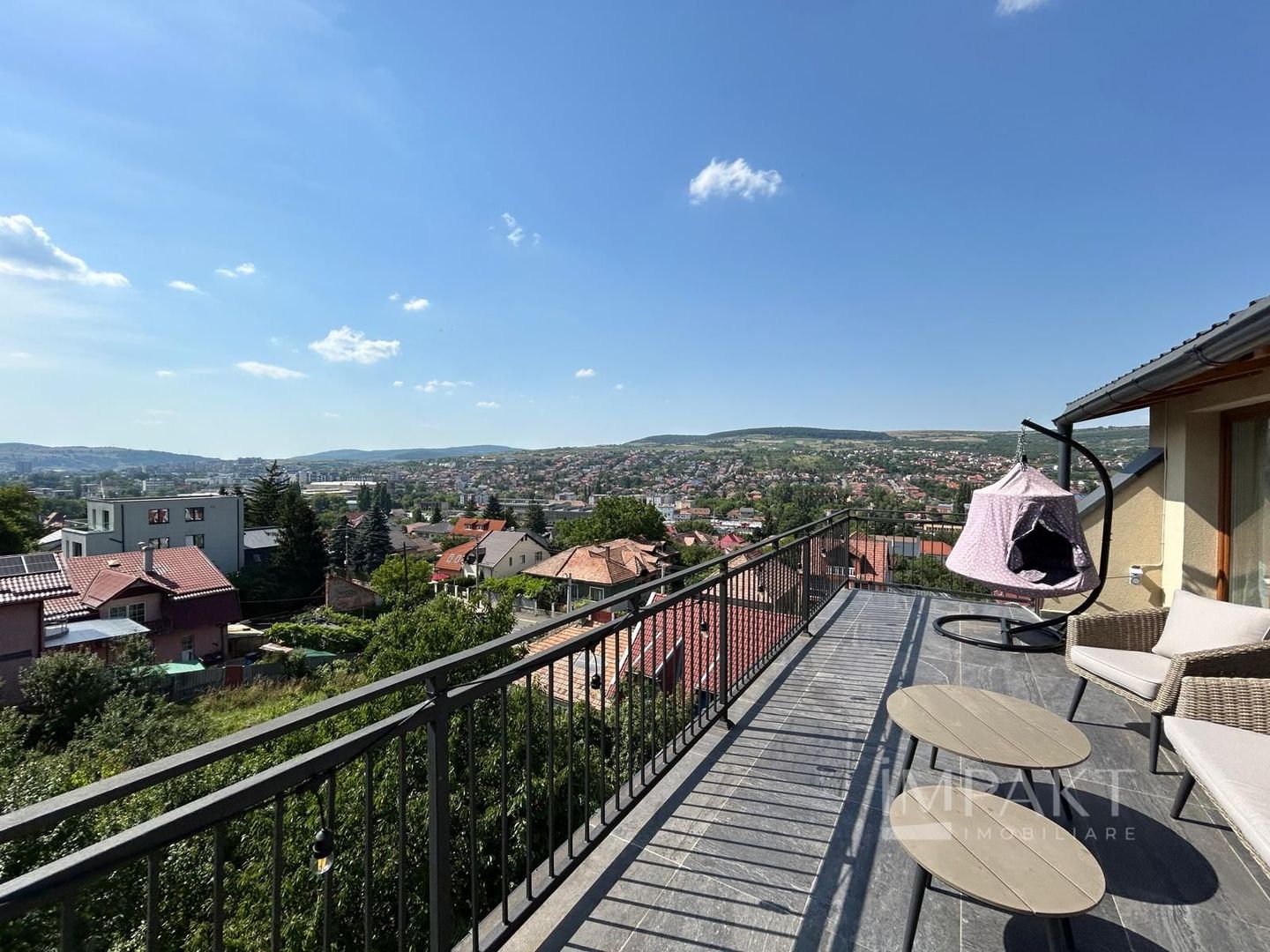 Apartament in bloc nou, parcare + terasa, zona stadionului CFR! - Poză 2