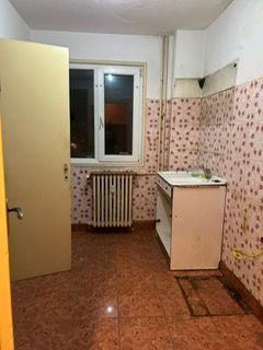 Vanzare apartament 3 camere Titan-Aleea Zavideni, parc Titanel, metrou - Poză 3
