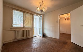 4 camere ultracentral | Universitate – Romană | Ideal locuire sau investiție - Poză 8