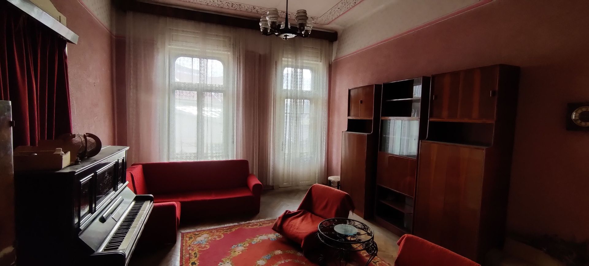 APARTAMENT 4 CAMERE CLADIRE ISTORICA -  ZONA TRAIAN - Poză 1