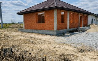 Casă la roșu, plan Parter – 500 mp teren, front 20 ml – Cihei - Poză 3