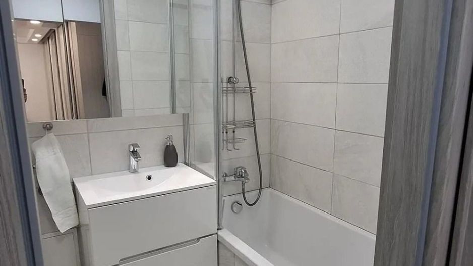 AP. 2 CAMERE MILITARI, LOC PARCARE, MOBILAT MODERN, CENTRALA TERMICA - Poză 7