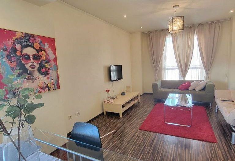 Apartament 2 camere - mobilat si utilat - Decebal, 77 mp,  parcare inclusa - Poză 2