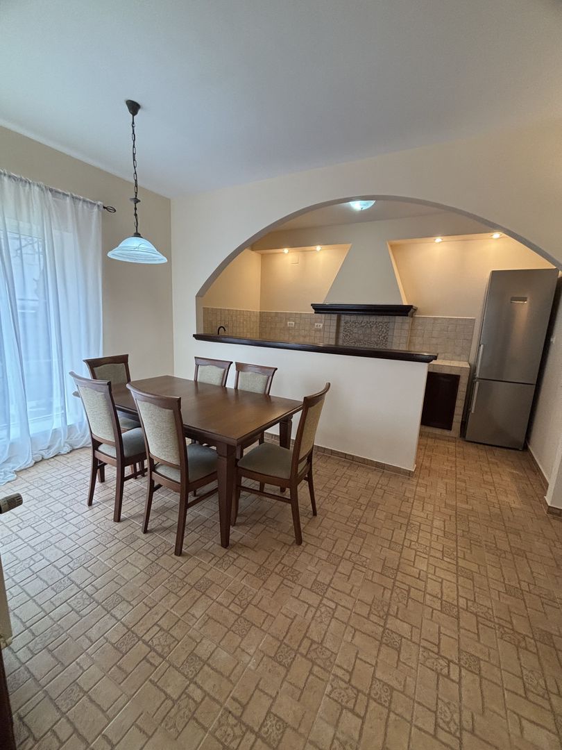 Vilă primitoare zona Modern - Poză 16