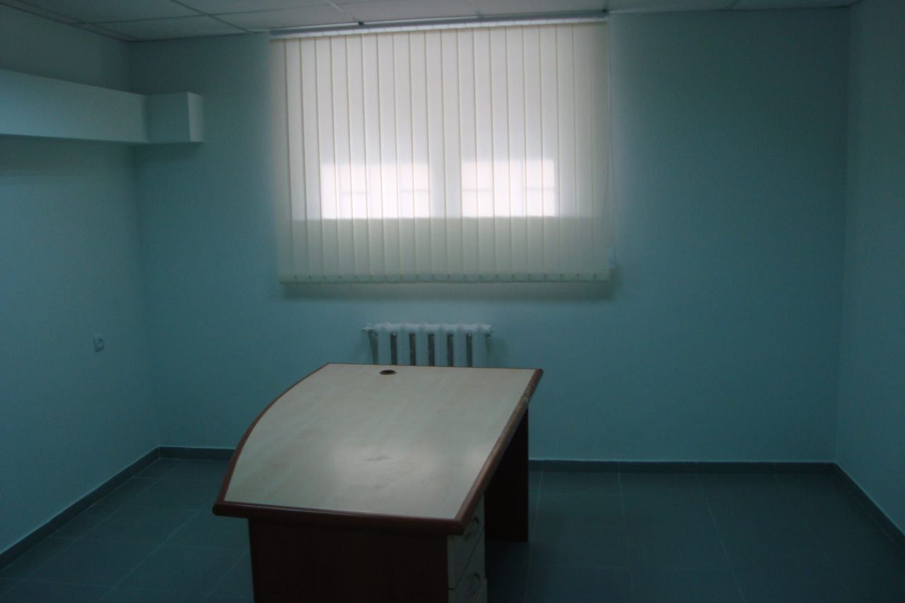 Vânzare oficii la parter, 200mp, perfect pentru magazin, atelier, frizerie, salon cosmetologic, masaj, dentist - Poză 6