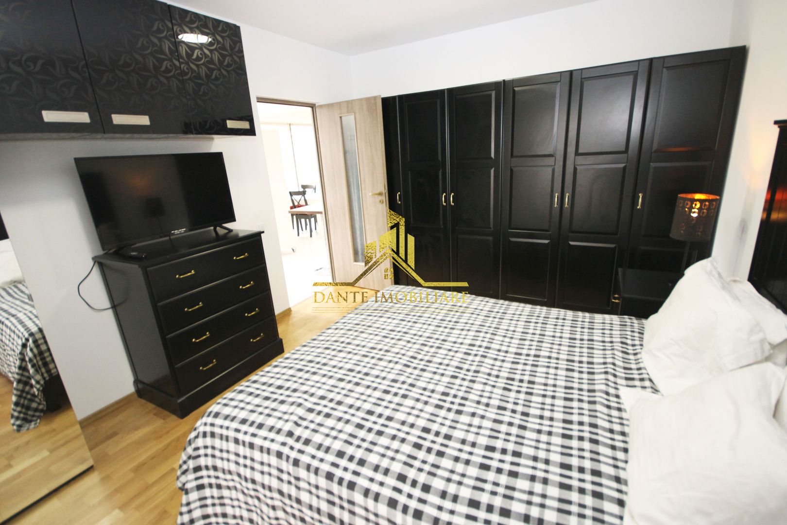 3 camere, mobilat modern, bloc nou, parcare, zona Intre Lacuri - Poză 3