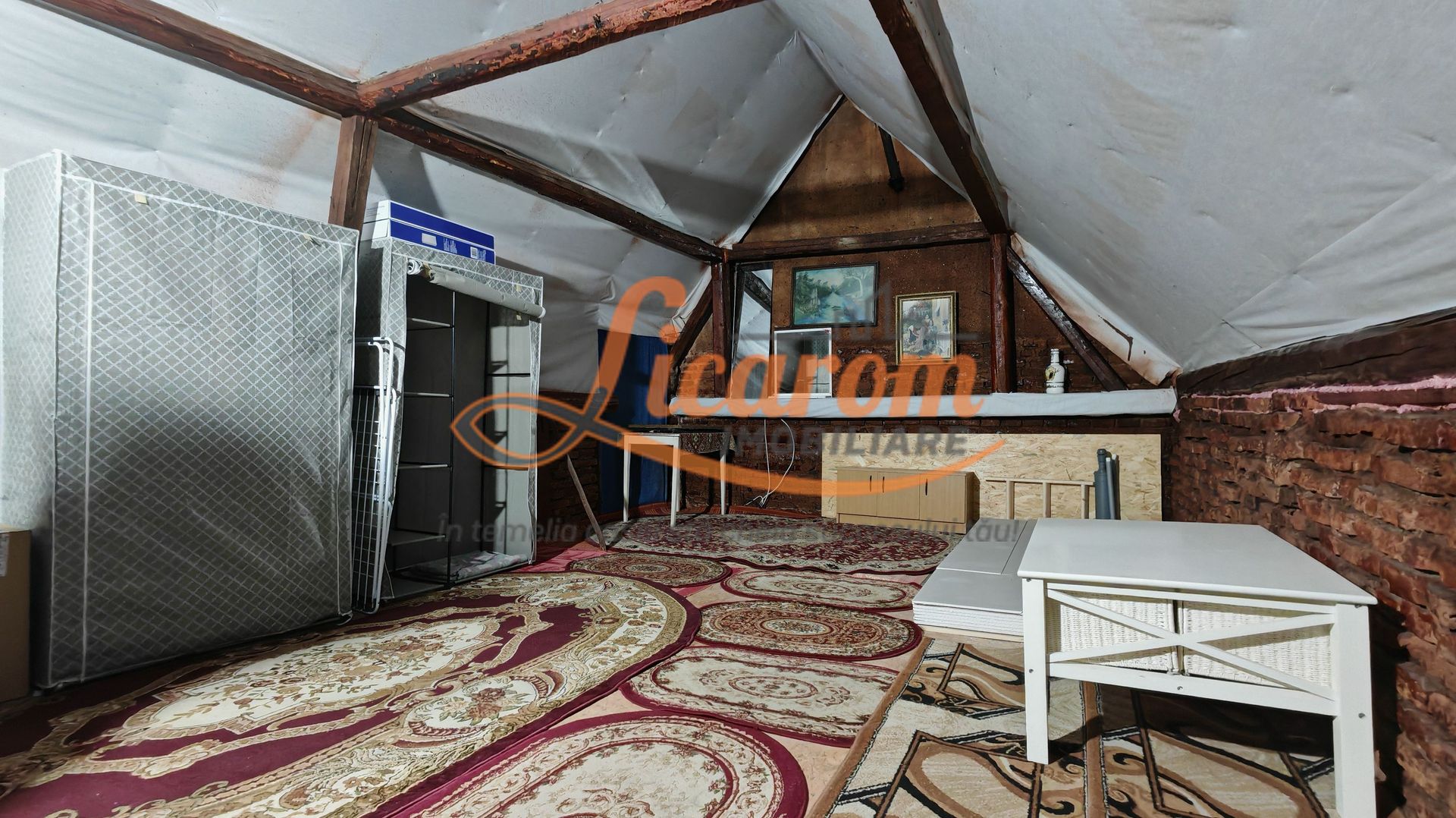 SANPETRU .Casa pretabila 2 familii ( Parinti + copil),singur in curte. - Poză 8