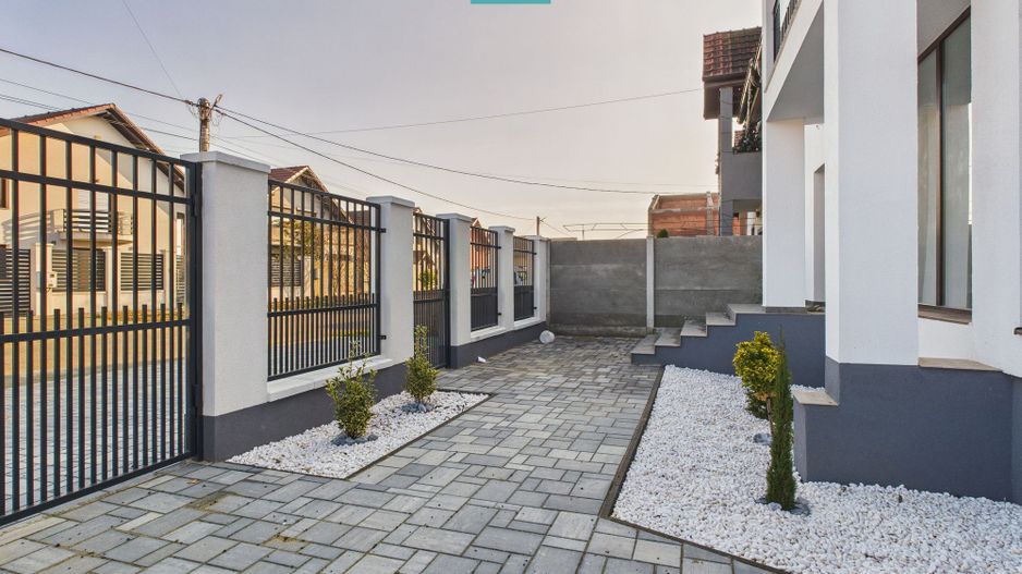 Casa cu 5 camere in Livada - Poză 7