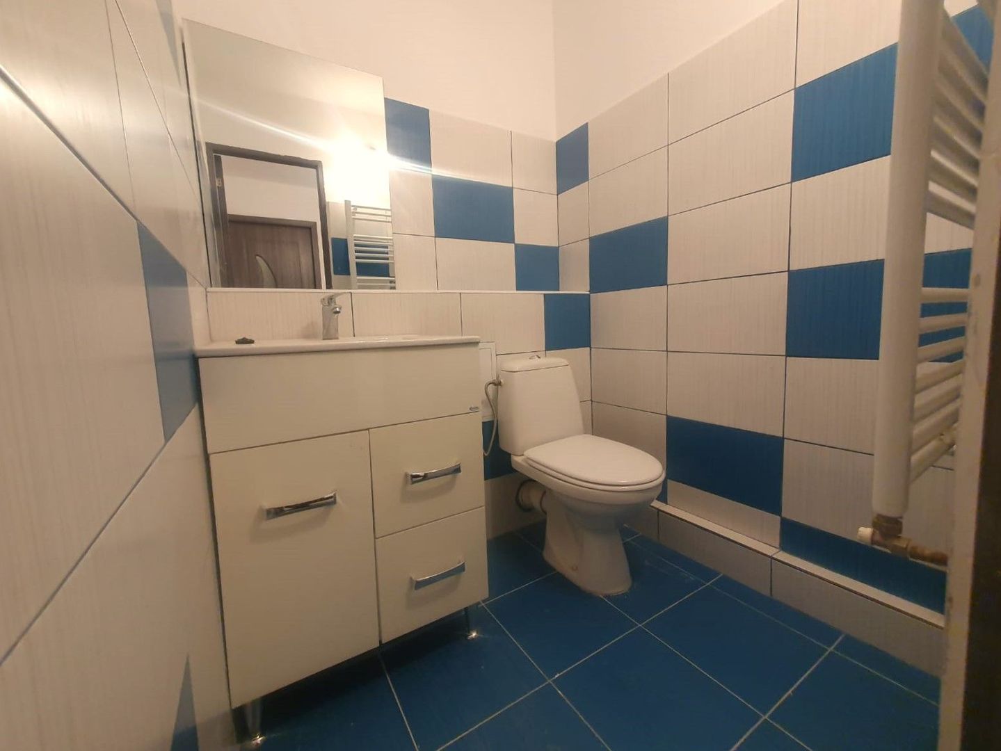 Exclusivitate - Imobil la cheie, ideal birouri sau locuință, la prima închiriere - Poză 17