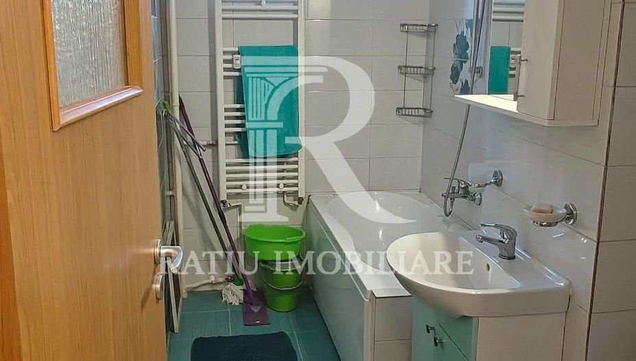 Apartament cu 3 camere | Calea Aradului | Etajul 2 | Oradea - Poză 10
