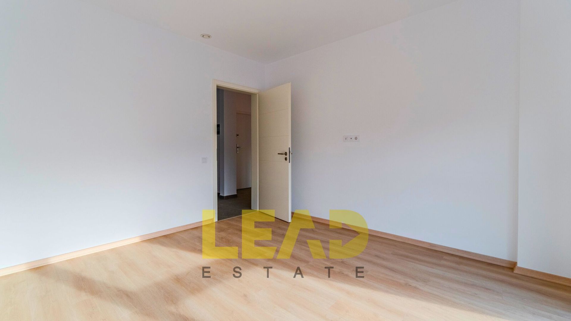 De Vânzare Apartament modern nou, 47 mp utili, Comision o% - Poză 13