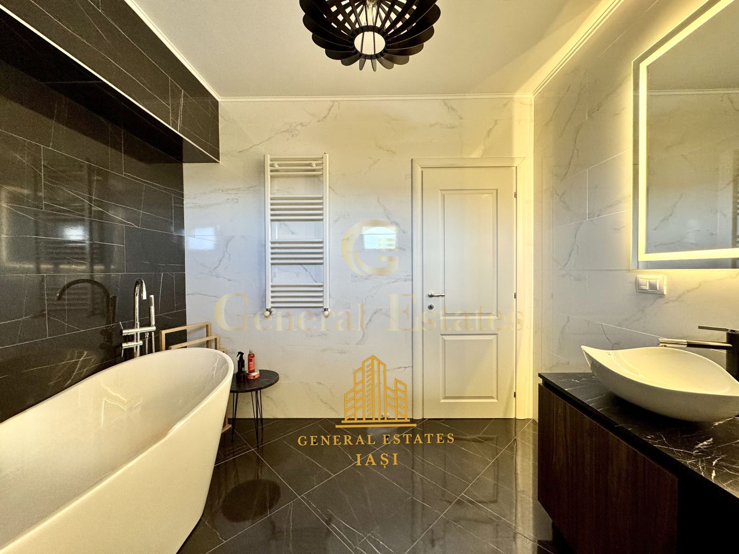 Vânzare apartament cu 2 camere, 98 m.p. Complexul Evergreen Towers - Poză 18