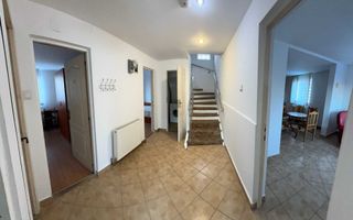 Camere de închiriat în Copou, vilă exclusivă pentru studenți - Poză 3