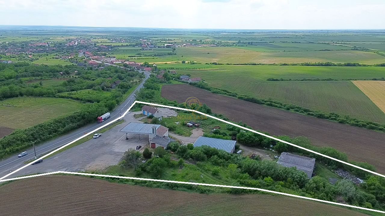 Stație Carburanți De Vânzare| 18.000 mp teren | Hale | Front la E81 - Poză 9