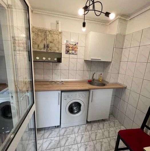 GARSONIERA CRANGASI, BUCATARIE INCHISA, MOBILAT/UTILAT MODERN - Poză 7